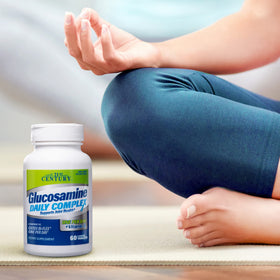 21st Century Glucosamine Daily Complex Plus D comprimés sur une table