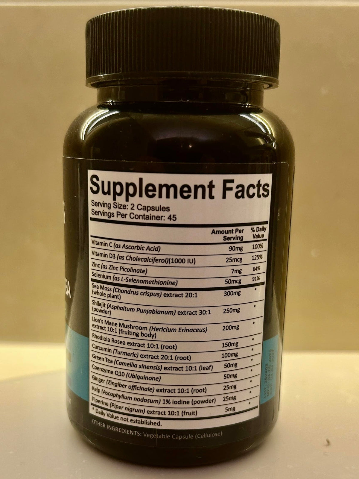 Adndale SeaMoss et Shilajit capsules avec des plantes