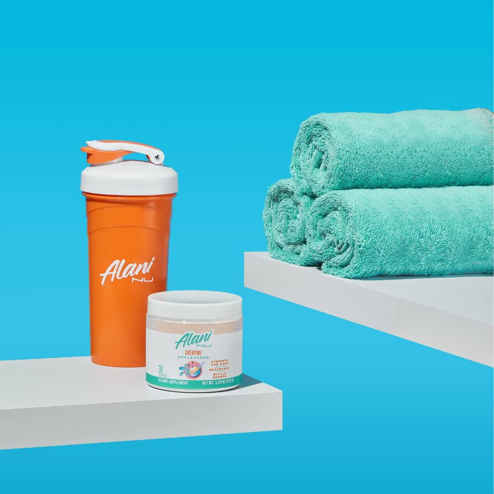 Alani Nu Poudre de Créatine Monohydrate 240g sur une surface blanche