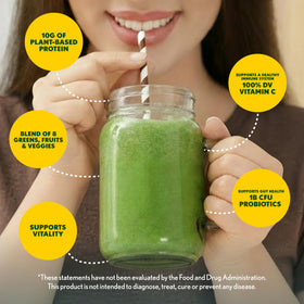Amazing Grass Super Greens+ Poudre de Protéines Chocolat sur une table