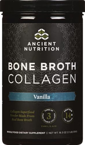 Ancient Nutrition Poudre de Collagène Hydrolysé à la Vanille 621g en préparation de smoothie