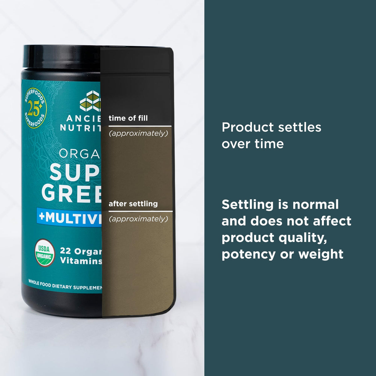 Ancient Nutrition Poudre Supergreens bio 308g dans un verre d'eau