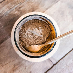 Anima Mundi Substitute de Café aux Herbes 141g en situation de préparation