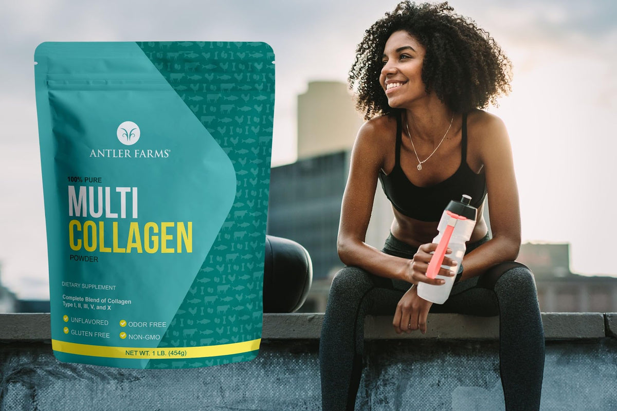 Antler Farms Poudre de Protéine Multi Collagène 472g dans un verre de smoothie