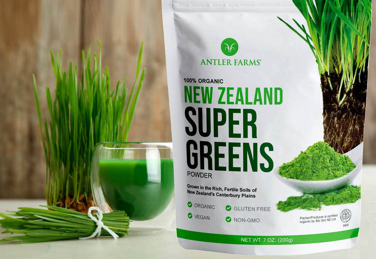 Antler Farms Poudre de Super Greens Bio 200g - en préparation