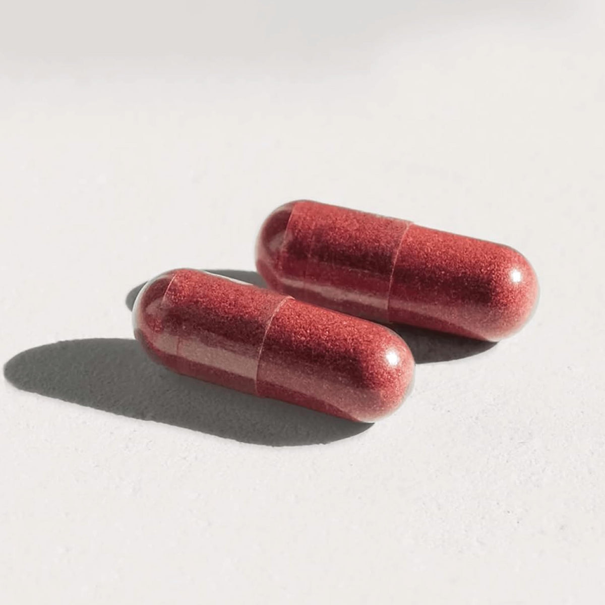 Aramore complément NAD+ anti-âge 30 jours, texture de la capsule