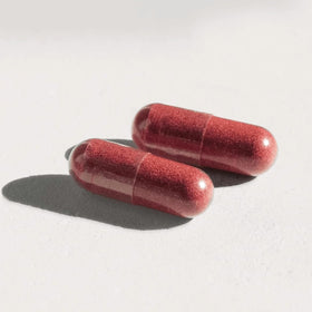Aramore complément NAD+ anti-âge 30 jours, texture de la capsule