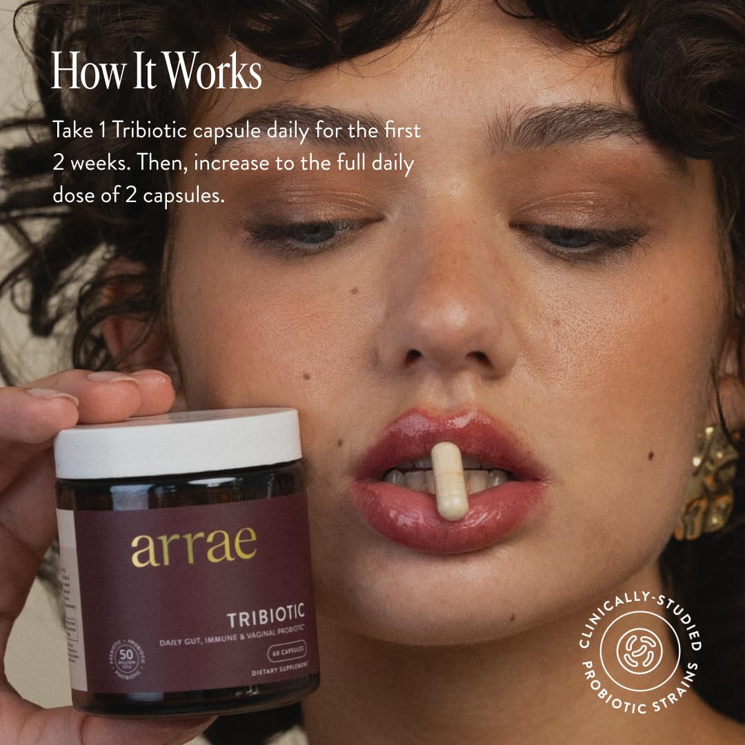 Arrae Tribiotic Complément Alimentaire 30 Capsules avec une main