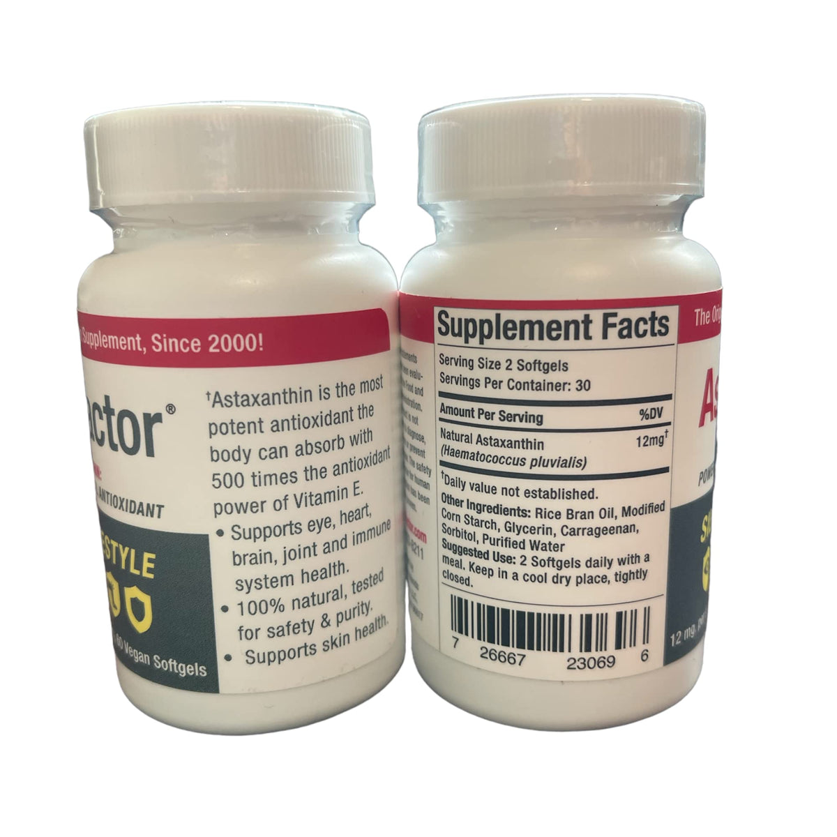 AstaFactor Astaxanthine, gélule sur une main