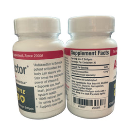 AstaFactor Astaxanthine, gélule sur une main