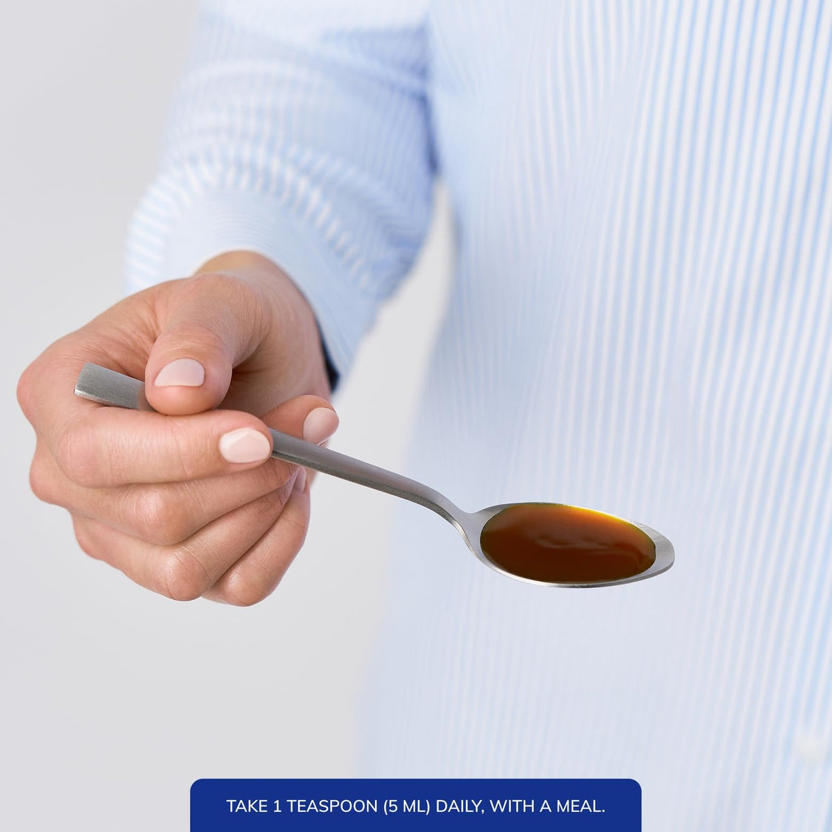 B-Complex Liquide Pure Encapsulations 140 mL en contexte sur une table