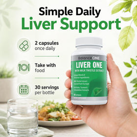 Balance ONE Complément Alimentaire Hépatique capsules en main