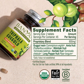 Banyan Botanicals Triphala Guggulu avec d'autres compléments alimentaires
