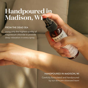 BARE BOTANICS Spray d'Huile de Magnésium 16oz en usage