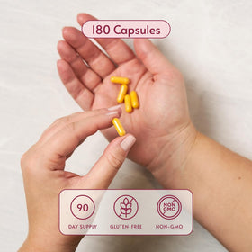 Bariatric Advantage B-50 Complex capsules dans une main