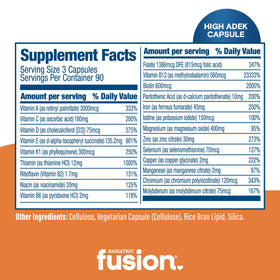 Bariatric Fusion multivitamine ADEK 3 capsules sur une surface