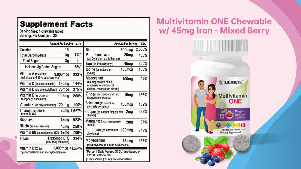 BariatricPal Multivitamin ONE comprimé à mâcher sur une main