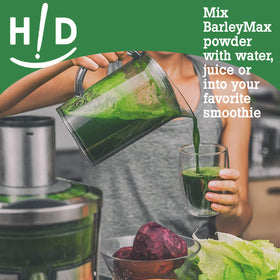 BarleyMax poudre de jus d'orge et luzerne 181g dans un smoothie