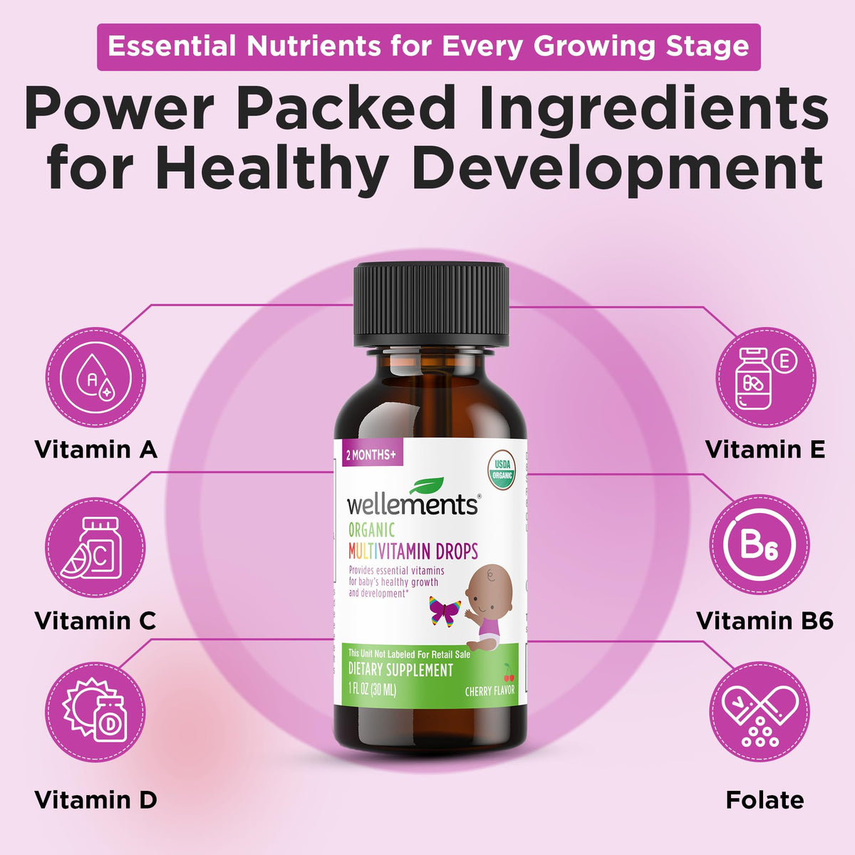 Bébé prenant des gouttes multivitamines avec une seringue