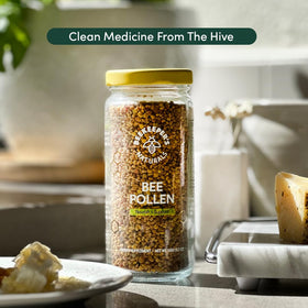 Beekeeper's Naturals Pollen de Fleurs cru 330g en plein air