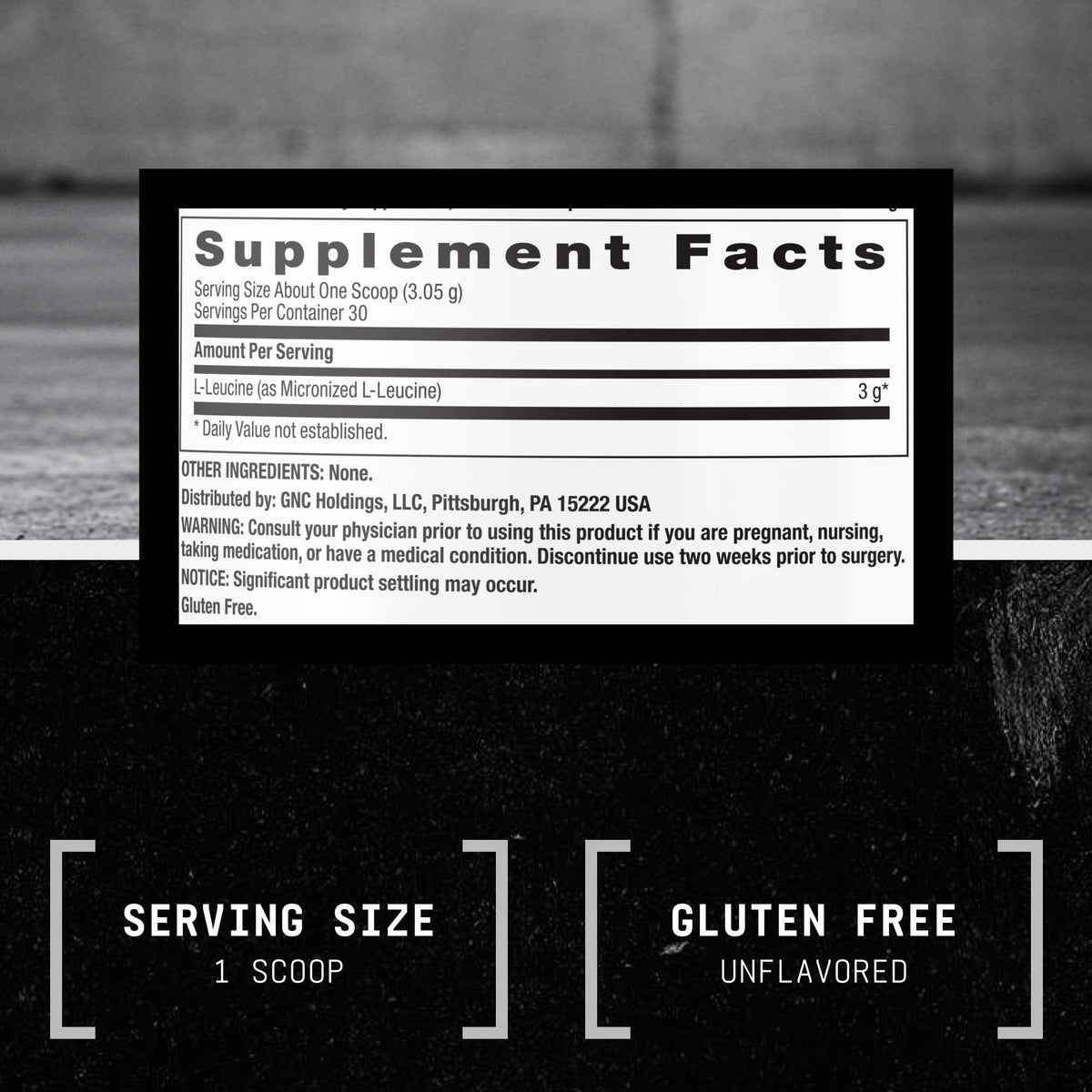 BEYOND RAW Poudre L-Leucine 281g dans un environnement de fitness
