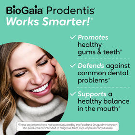 BioGaia Prodentis gouttes probiotiques dans un environnement de salle de bains