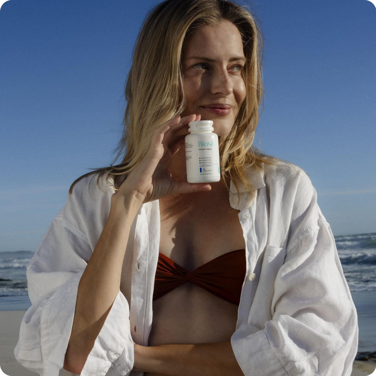 Biosil Collagène gélules et verre d'eau