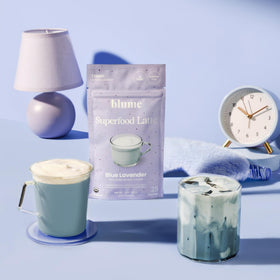 Blume Latte Superfood Bleu Lavande en pâtisserie
