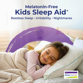 Boiron SleepCalm Kids, dosage pré-mesuré à côté d'un jouet