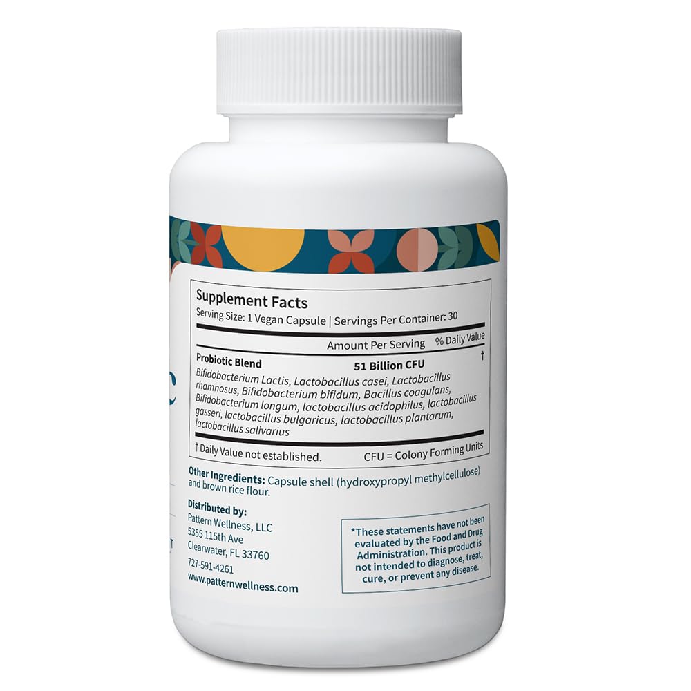 Boîte de complément probiotique Pattern Wellness avec étiquette visible