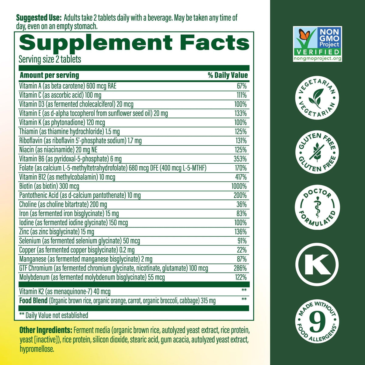 Boîte de MegaFood Multivitamine Avancée pour Femmes avec étiquette