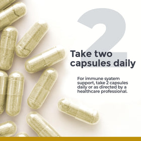 Boîte de Premier Research Labs Vitamine C avec capsules à côté