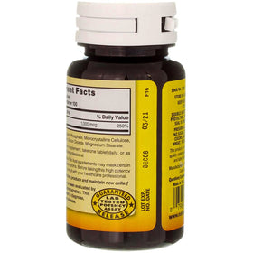 Bouteille de 200 tablettes d'acide folique Nature's Blend