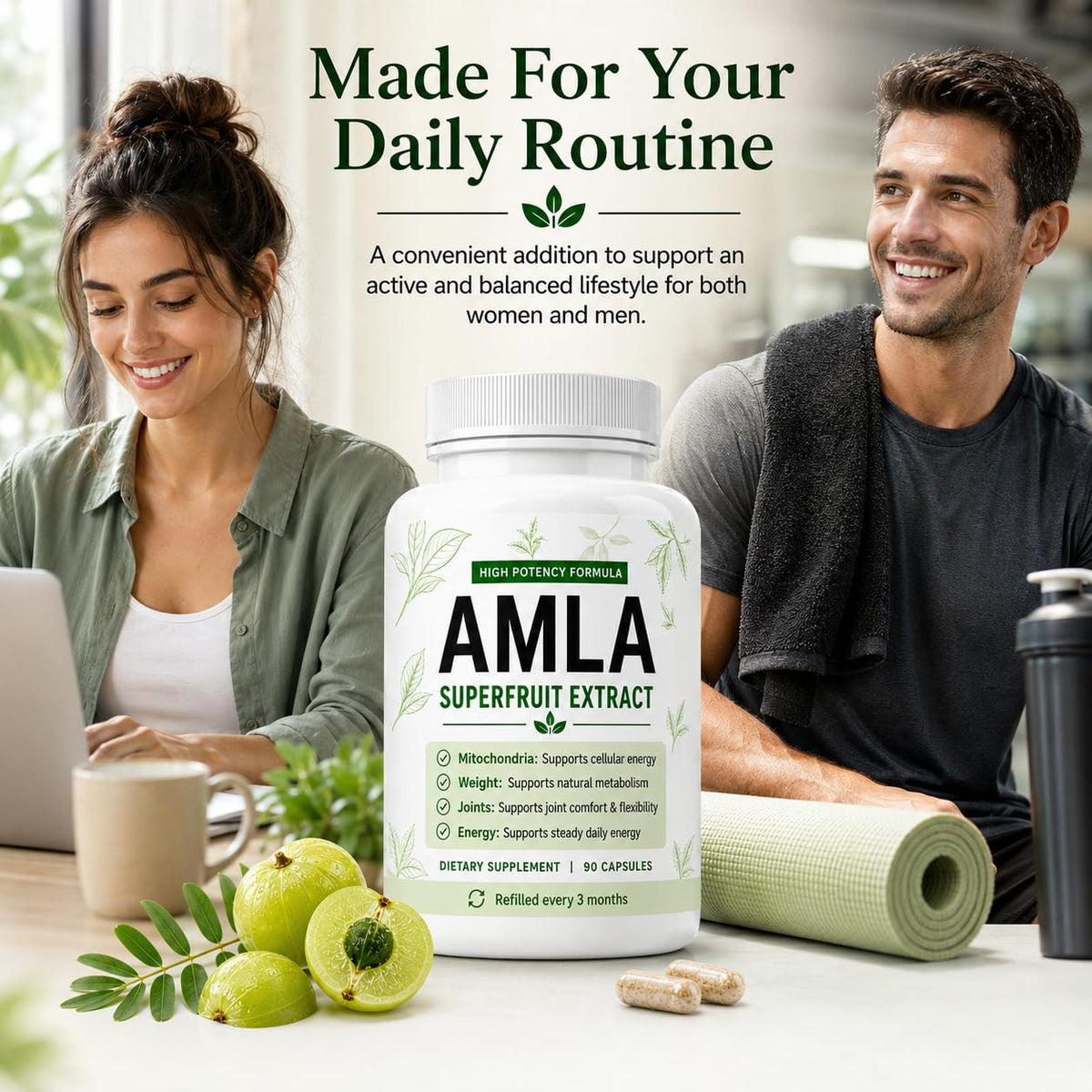 Bouteille de capsules d'Amla bio linnavarv sur une table en bois