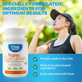 Bouteille de capsules de Curcumin Nano 500 mg sur une table