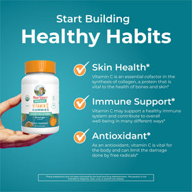 Bouteille de gummies de vitamine C bio MARYRUTH'S sur une table
