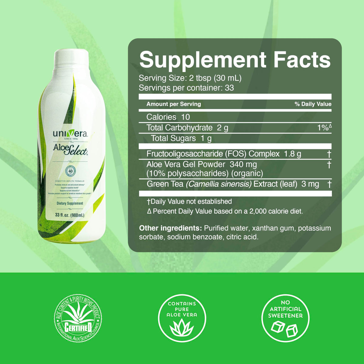 Bouteille de jus d'aloe vera bio Univera sur une table en bois