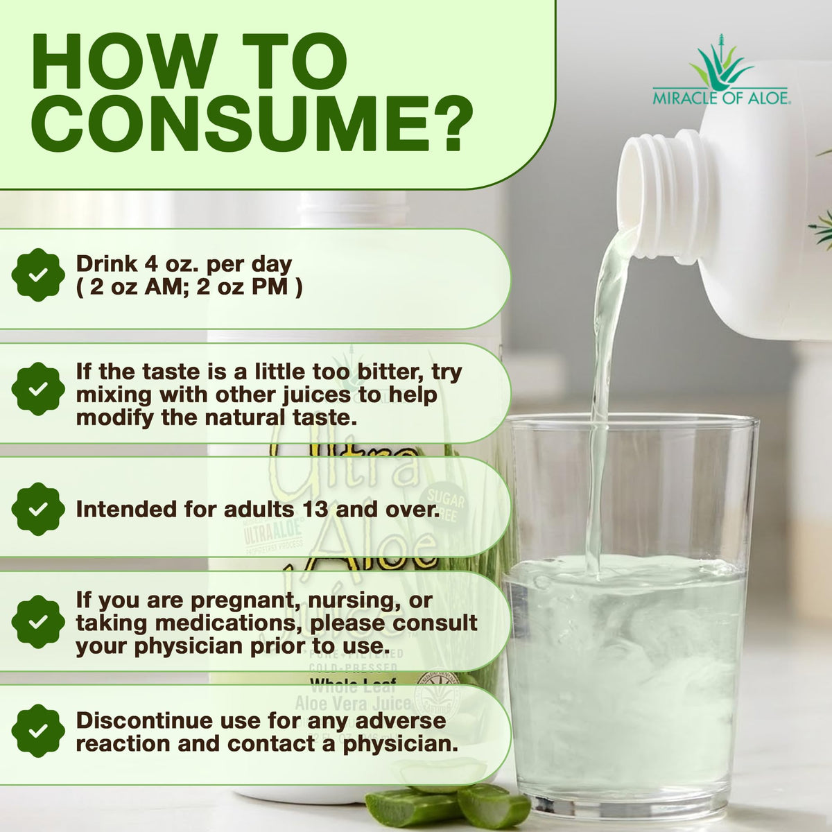 Bouteille de jus d'aloe vera entier Miracle of Aloe avec arrière-plan de plantes