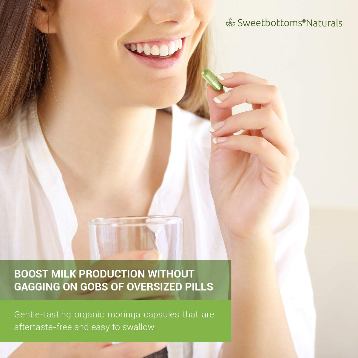 Bouteille de Moringa Sweetbottoms avec capsules à côté