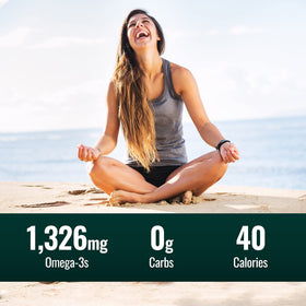 Bouteille de Pure Omega 3 sur une table avec des ingrédients naturels