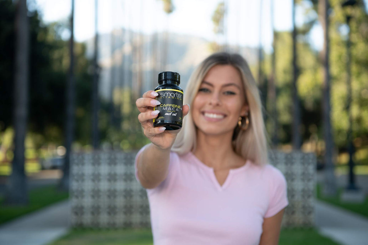 Bouteille de SmarterVitamins avec 50 gélules de caféine 200mg