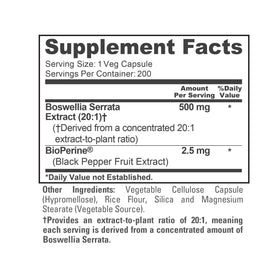 Bouteille NusaPure Boswellia Serrata ouverte montrant des capsules