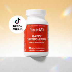 BrainMD Happy Saffron Plus produit en ambiance naturelle