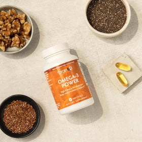 BrainMD Omega-3 Power 60 Capsules ouverte avec capsules en vue