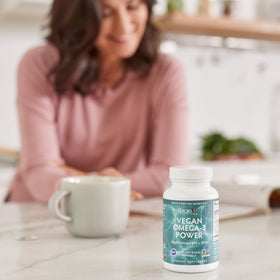 BrainMD Omega-3 Végétalien 1100 mg gélules en milieu de vie