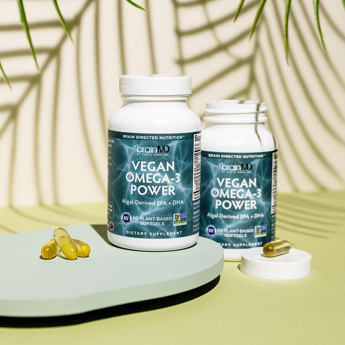 BrainMD Omega-3 Végétalien 1100 mg gélules ouvertes