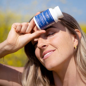 BrainMD Vitamine D3 + K2 sur fond clair