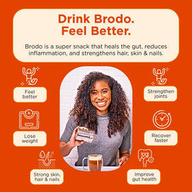 Brodo bouillon de poulet bio versé dans une tasse
