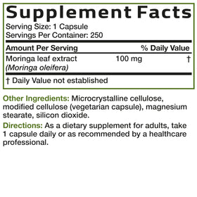 Bronson Moringa Capsules avec ingrédients sur une table