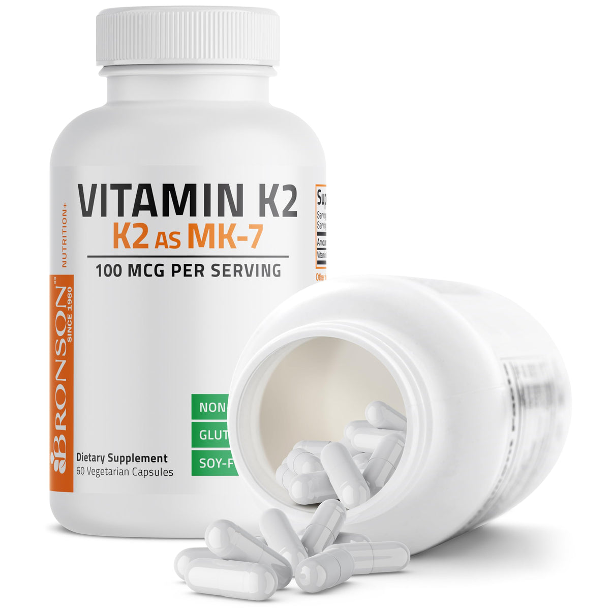 Bronson Vitamine K2 MK-7 100 mcg avec un verre d'eau